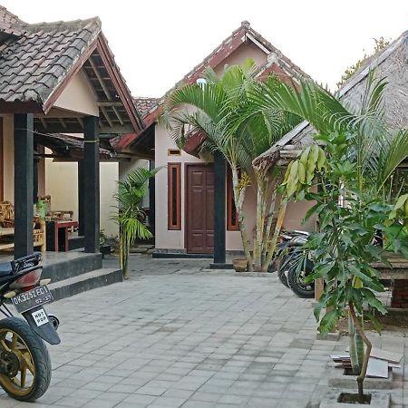Defa Homestay Kuta  Exteriör bild