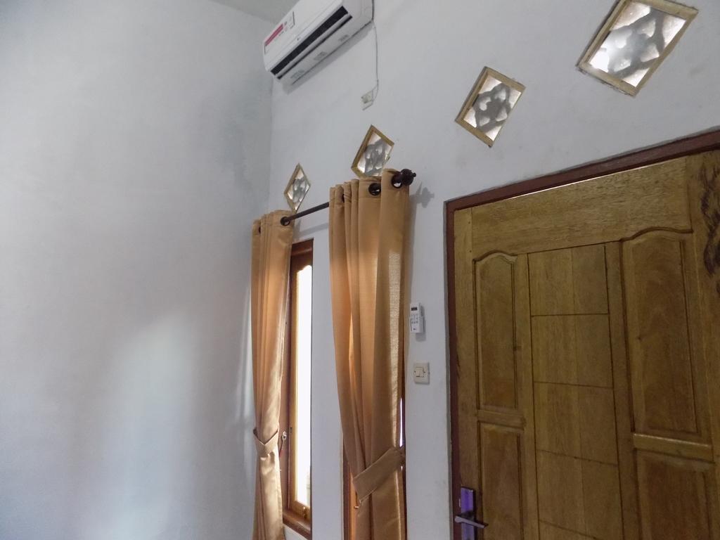 Defa Homestay Kuta  Exteriör bild